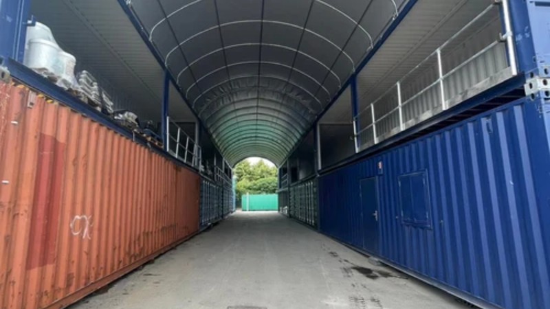 How to Choose a Roof System Based on Your Shipping Container's Size